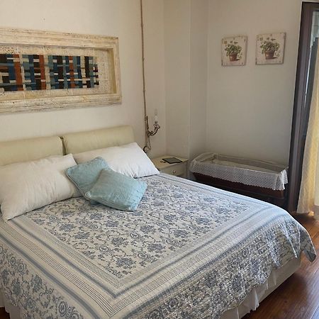 Casa Vacanze "Un Sogno Nel Blu'" เบาเนย์ ภายนอก รูปภาพ