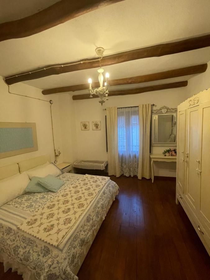 Casa Vacanze "Un Sogno Nel Blu'" เบาเนย์ ภายนอก รูปภาพ