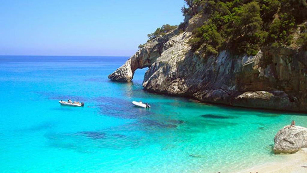 Casa Vacanze "Un Sogno Nel Blu'" เบาเนย์ ภายนอก รูปภาพ